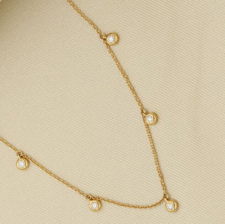 Dots Necklace with Diamonds