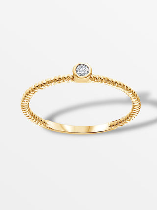 Stackable Solitary Ring with Diamond